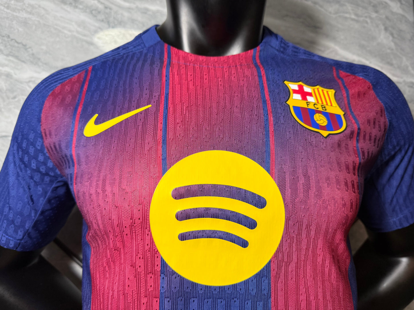 Barcelona home 25/26 player version jersey