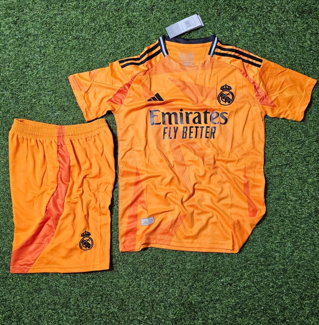 Real Madrid away 24/25 Fan version kit
