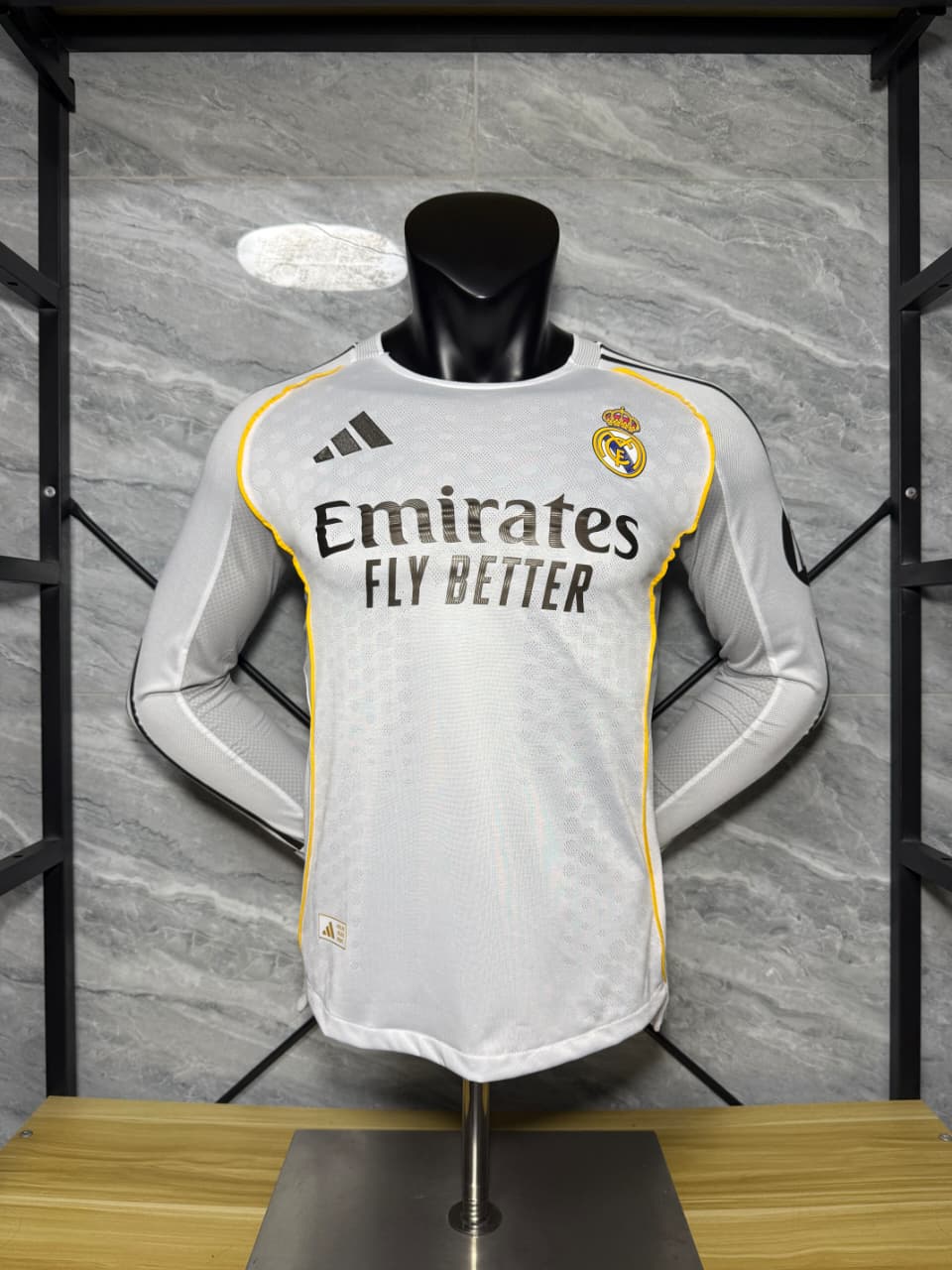 Real Madrid home 25/26 player version jersey