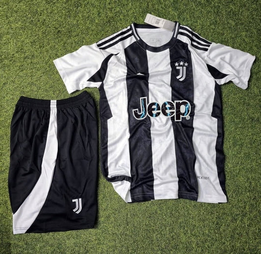 Juventus home 24/25 Fan version kit