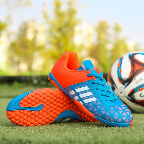 Football shoes
